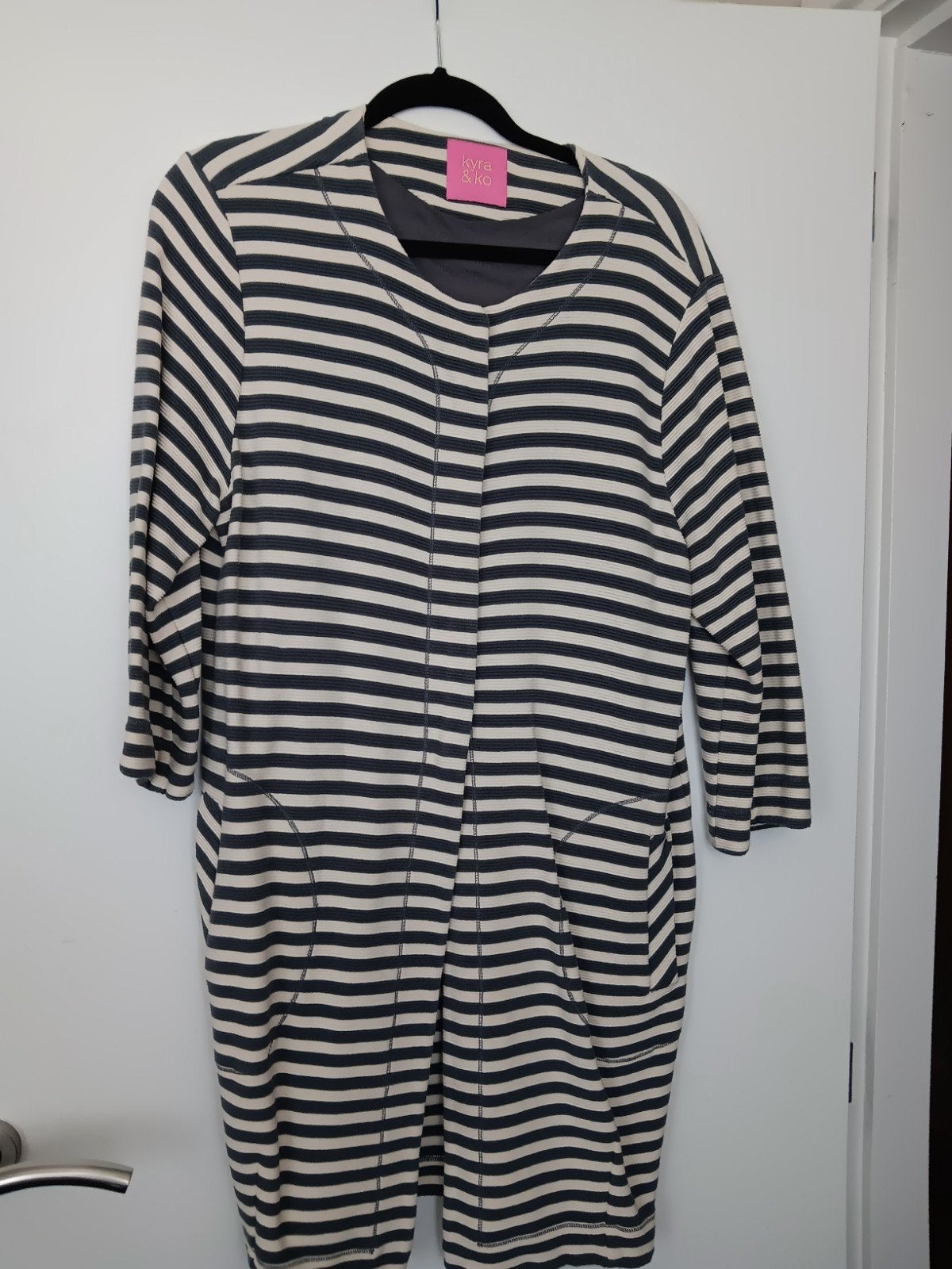 Te Koop: KYRA & KO Vest/Blazer,  mt XL.  (J-26)., Kleding | Dames, Maat 42/44 (L), Ophalen of Verzenden, Zo goed als nieuw, Kyra & Ko