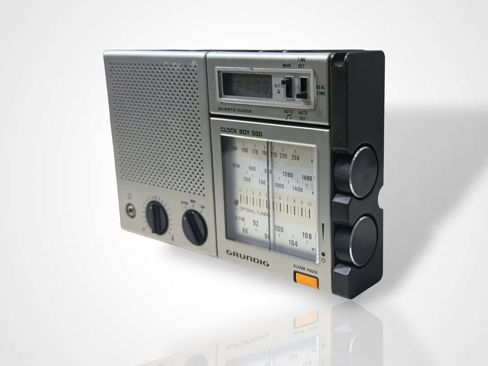 Grundig Clock Boy 500 - Werkt Prima, Lichte Gebruikssporen, Gebruikt, Grundig, Grundig, Ophalen of Verzenden