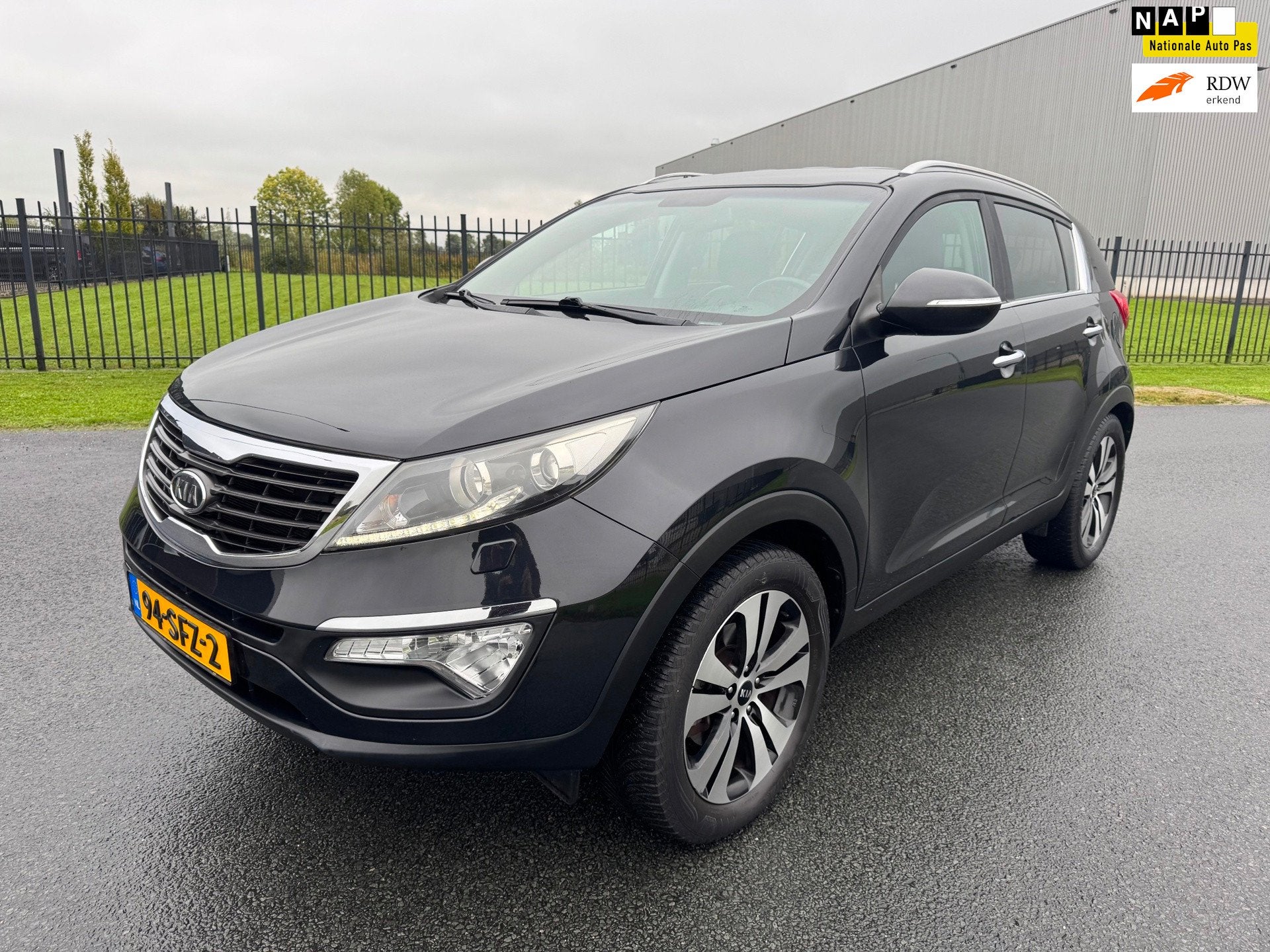 Kia Sportage 2.0 X-clusive|Automaat|Camera|Clima|Cruise|Lede, Auto's, Gebruikt, Zwart, 4 cilinders, 1600 kg