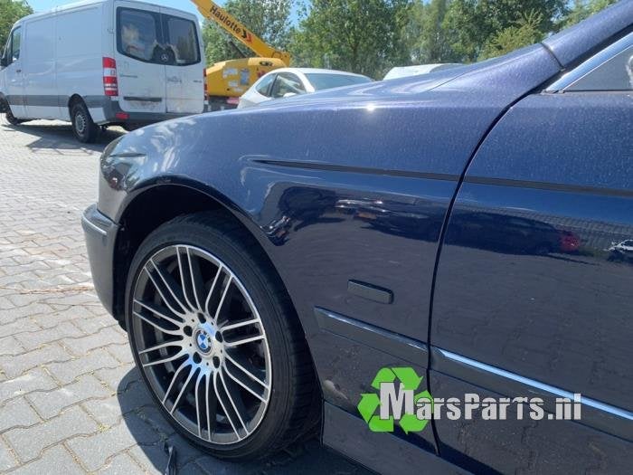 Scherm links-voor van een BMW 5-Serie, Gebruikt, -, -, Ophalen of Verzenden