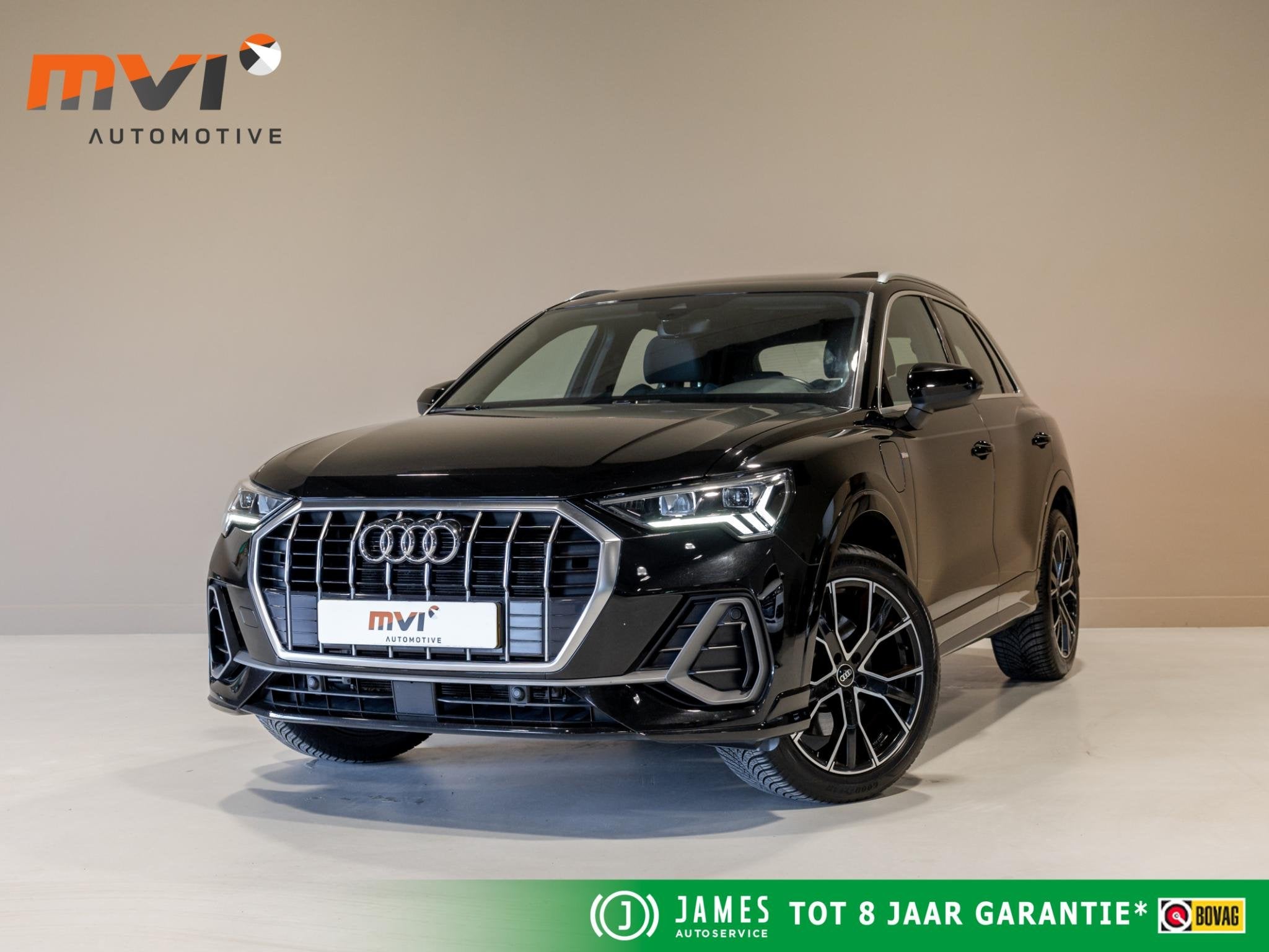 Audi Q3 45 TFSI e 2x S-Line edition / 245pk / Panorama dak /, Auto's, Audi, Gebruikt, Met garantie (alle), Zwart, Hybride Elektrisch/Benzine
