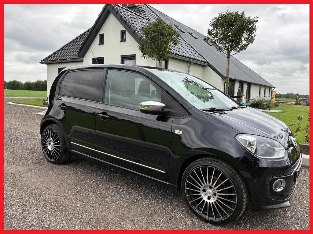 Mooie VW up FULL OPTION - particulier - COMPLEET, Auto's, Voorwielaandrijving, Dealer onderhouden, 60 pk, Stoelverwarming