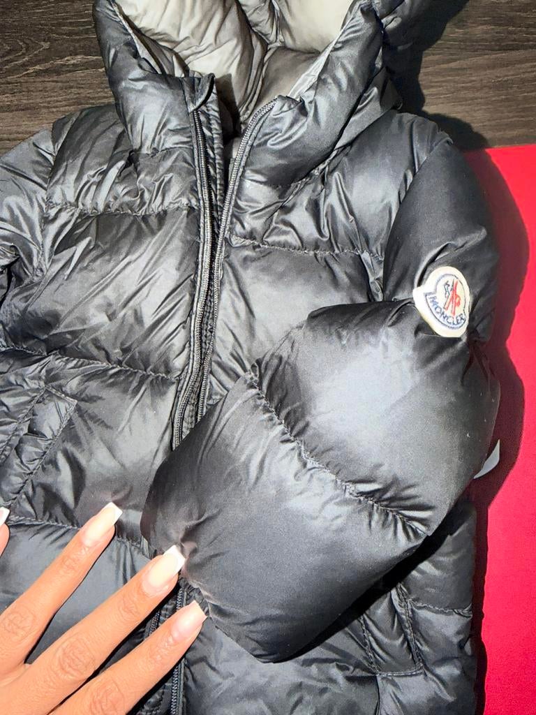 Moncler baby herfst/winterjas, Ophalen of Verzenden, Zo goed als nieuw, Jongetje of Meisje, Jasje