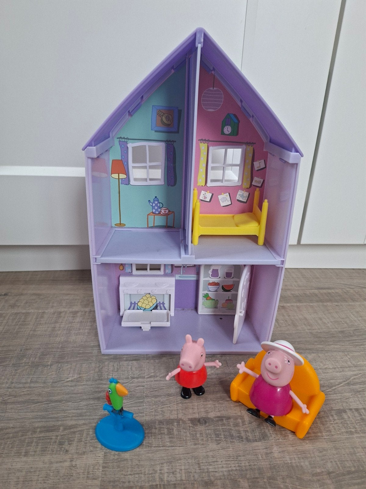 Peppa Pig Huis met figuren - Zo goed als nieuw, Ophalen, Zo goed als nieuw, Poppenhuis