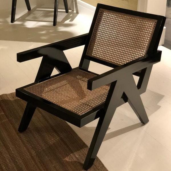 Eichholtz Fauteuil Aristide  - Stijlvol en Comfortabel, Huis en Inrichting, Fauteuils, Ophalen, Zo goed als nieuw, Hout, 75 tot 100 cm