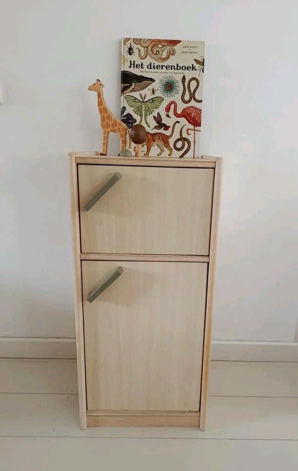 Kinderkamer | Blank houten kastje kast opbergen, Ophalen, Gebruikt