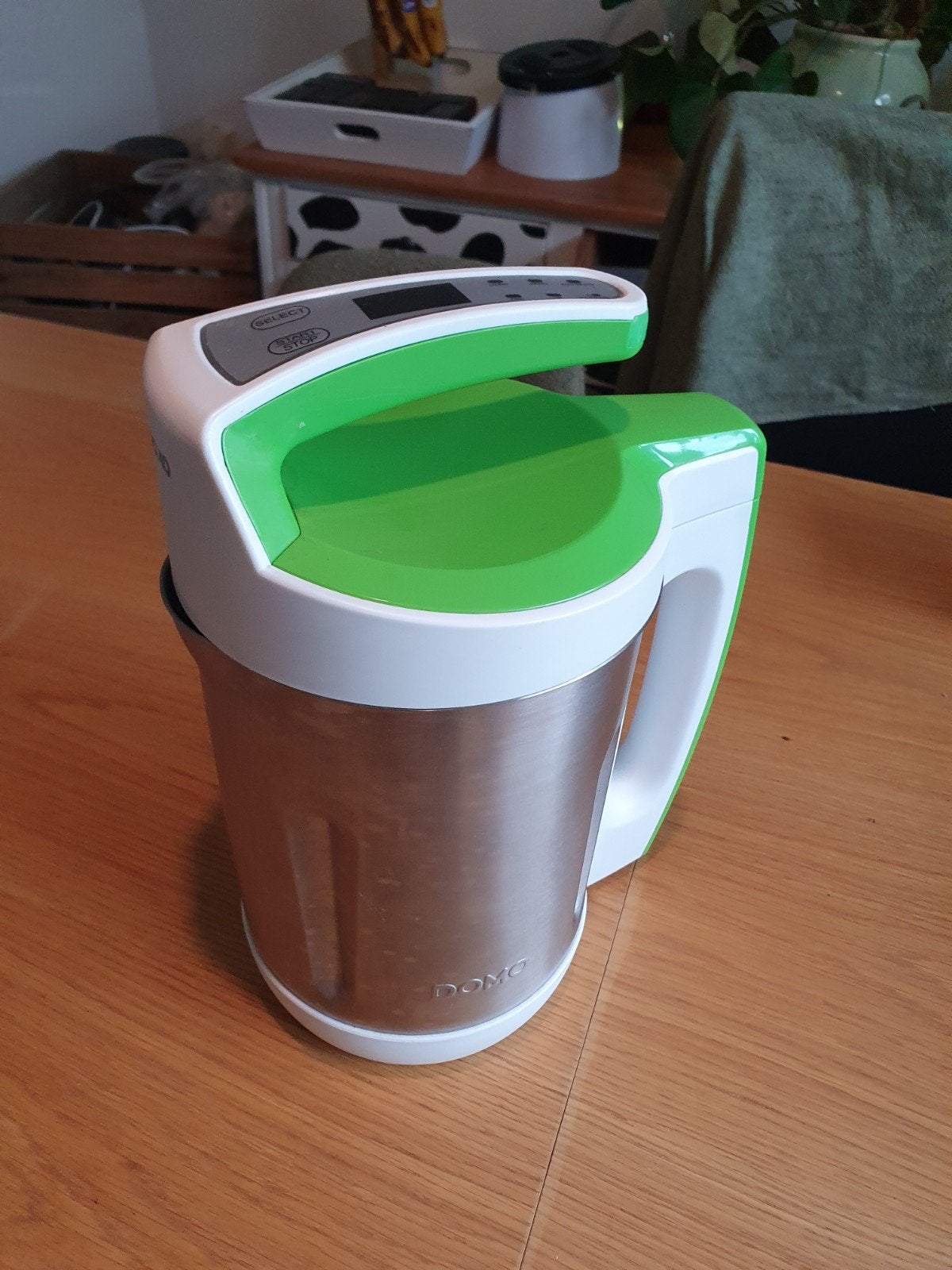 Domo DO705BL Soepmaker - 2L, 800-1000W, zo goed als nieuw, 1 tot 2 liter, Ophalen, Zo goed als nieuw, 1 snelheid