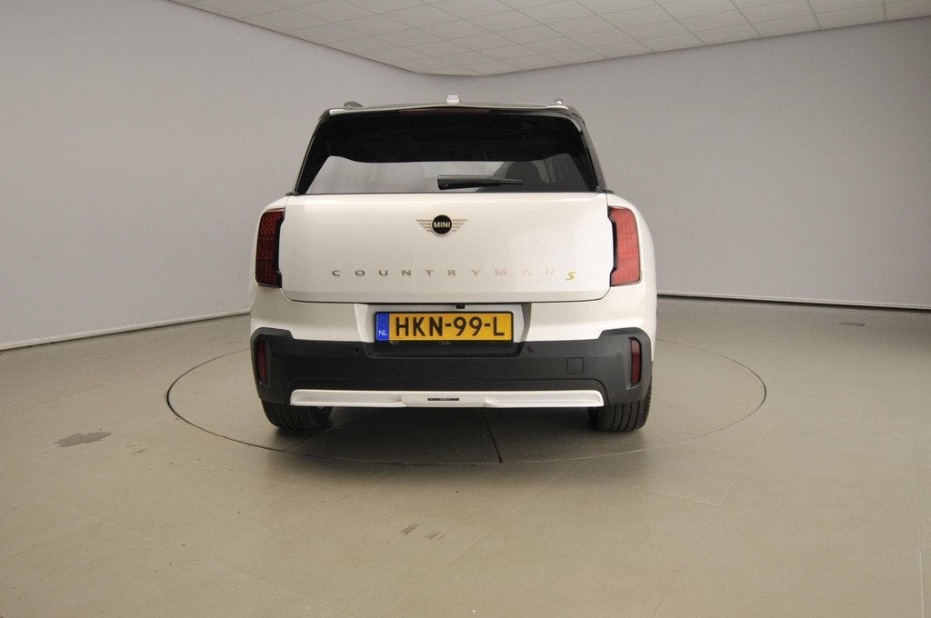 MINI Countryman SE ALL4 Panoramadak / Trekhaak / Electrische, Auto's, Mini, Automaat, Zwart, Countryman, Met garantie (alle)