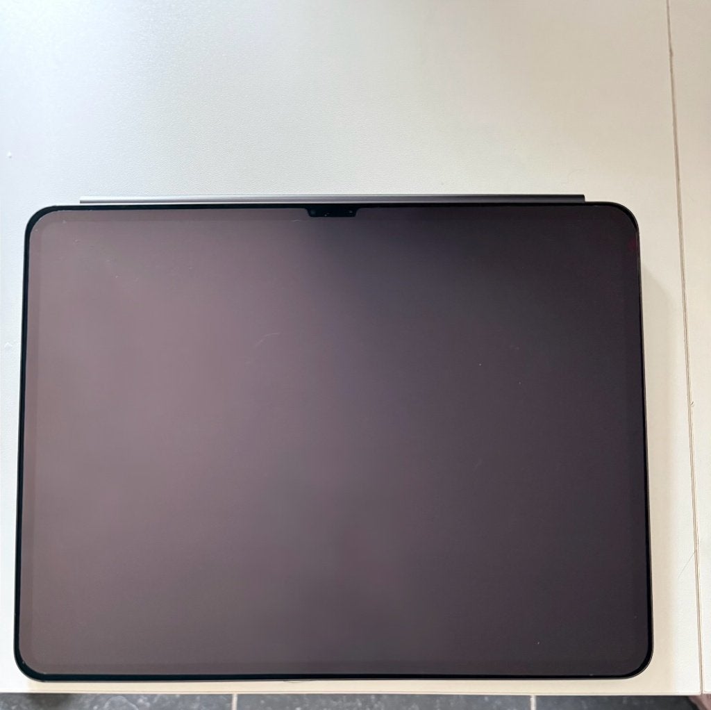 Apple iPad Pro 13 inch M4 – 256 GB Wi-Fi + Magic Keyboard, 13 inch of meer, Apple iPad, Zwart, Ophalen of Verzenden