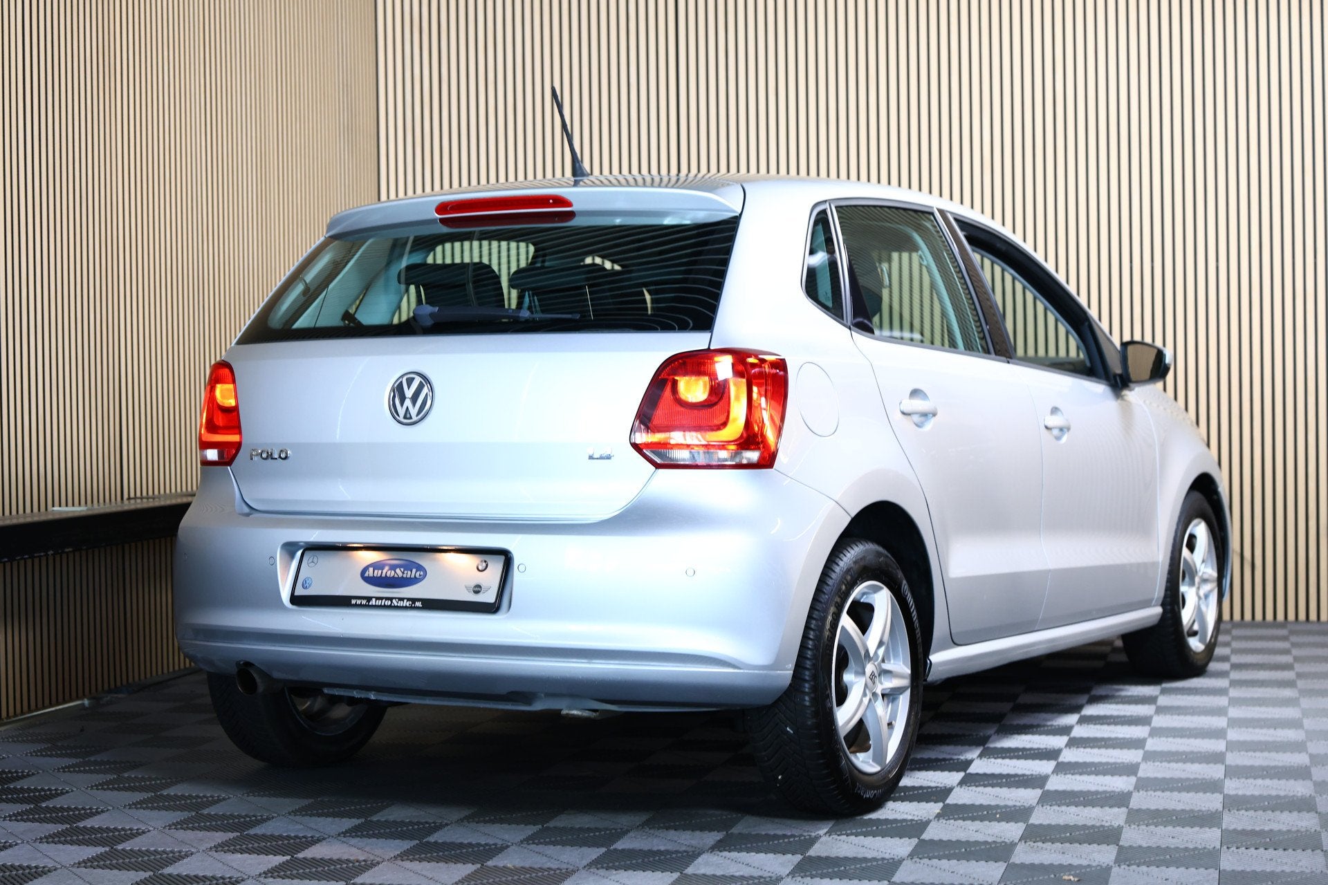 Volkswagen Polo AVM 1.4-16V Comfortline DSG AIRCO PDC "11, Auto's, Volkswagen, Euro 5, 40 €/maand, Zwart, 4 cilinders