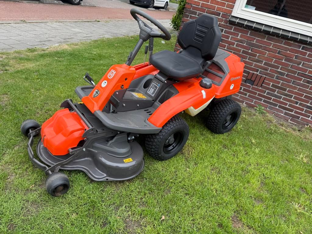 Husqvarna rider 214TC Frontmaaier Zitmaaier slechts 37 uur!!, Ophalen of Verzenden, Zo goed als nieuw, Mulchfunctie, 90 tot 120 cm