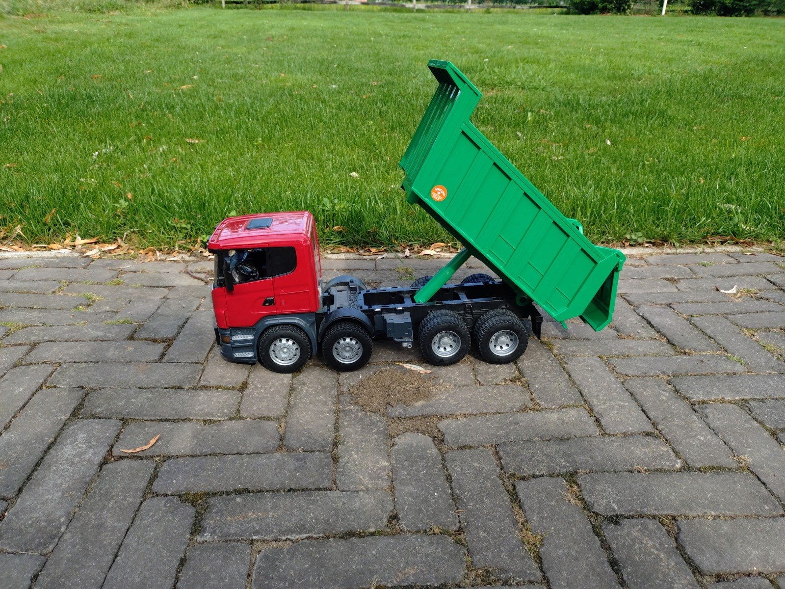 Bruder Scania kipper auto, Ophalen, Zo goed als nieuw