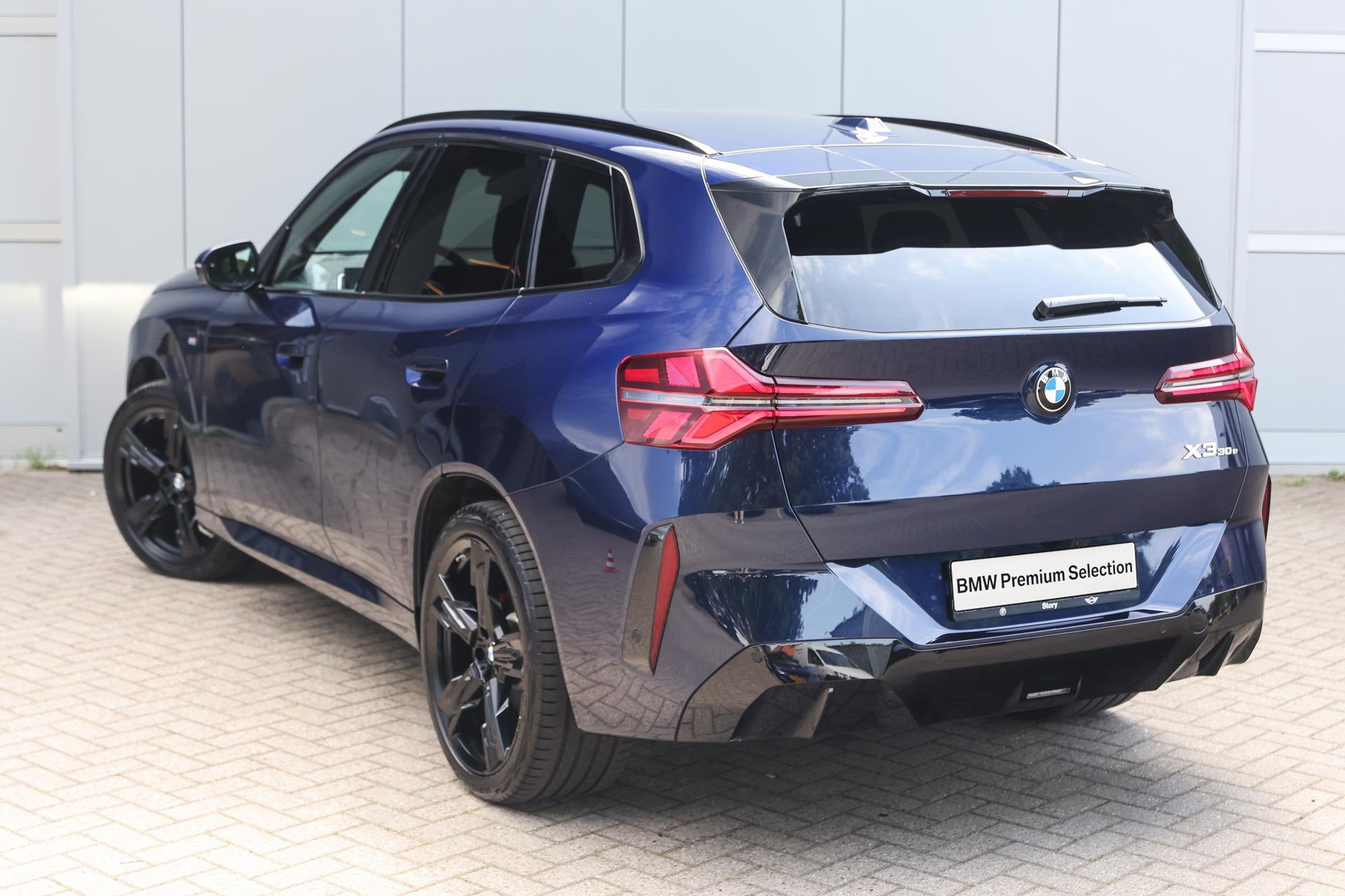 BMW X3 30e xDrive M Sport Automaat / Trekhaak / Sportstoelen, Auto's, 1998 cc, Gebruikt, 4 cilinders, Blauw