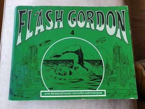 Flash Gordon deel 4 1973 het oerwoudrijk van Mongo, Boeken, Meerdere stripboeken, Ophalen, Gelezen