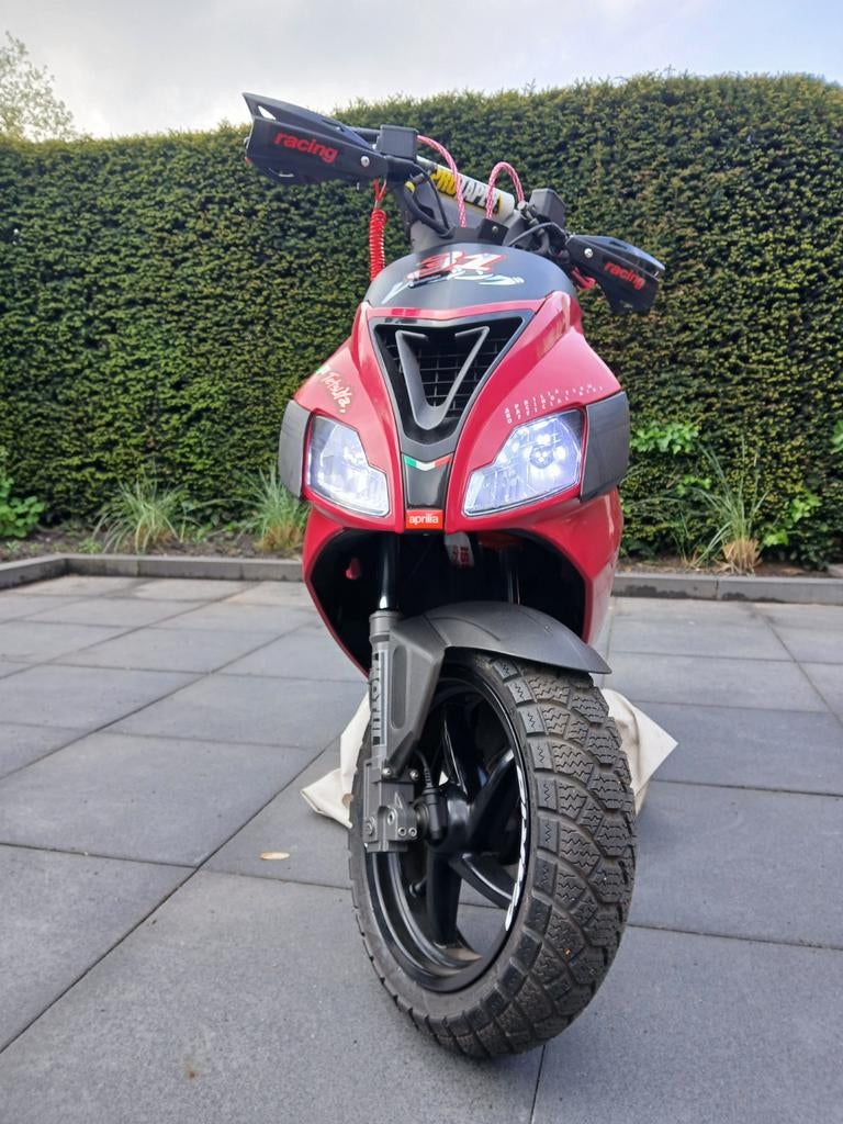 Aprilia factory, Fietsen en Brommers, Scooters | Aprilia, Zo goed als nieuw, SR 50, Ophalen of Verzenden