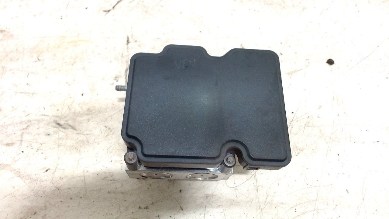 Abs pomp Renault Clio, Onderdelen@venauto.nl, Van der Ven Autorecycling B.V., Gebruikt, Ettenseweg 76, 4706 PB Roosendaal, The Netherlands
