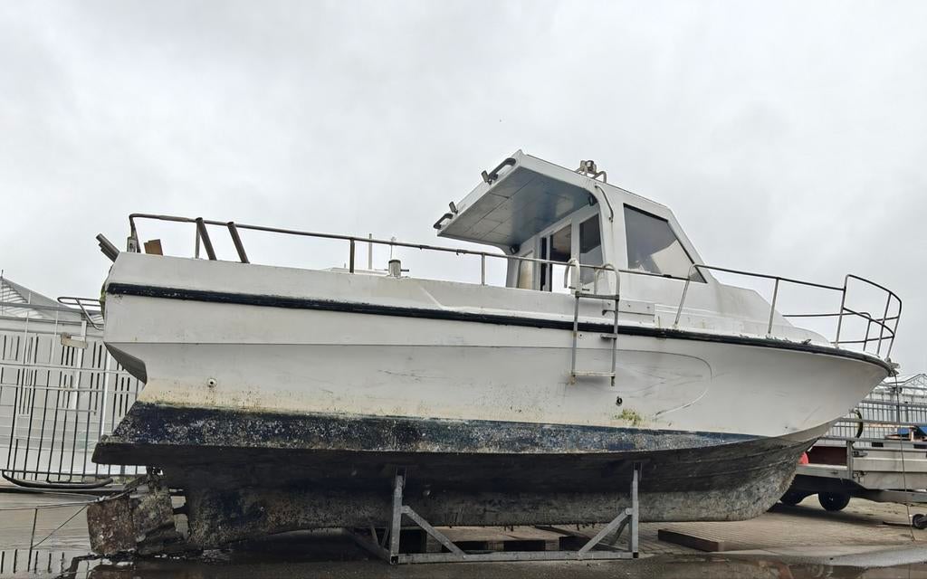 Stoere Zeevisboot Project met 6 cil diesel Mitsubishi motor, Watersport en Boten, Ophalen, Gebruikt