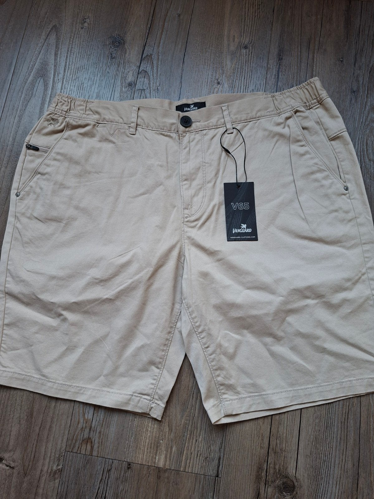 VANGUARD V65 short chino W38, Maat 52/54 (L), Beige, Nieuw, Ophalen of Verzenden