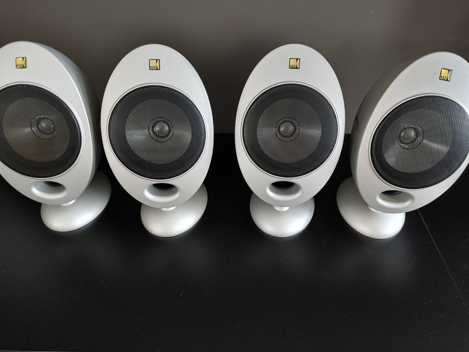 4x KEF HTS 2001 Satelliet Speakers Zilver, Ophalen, Gebruikt, Speakerset, Geschikt voor surround/home cinema