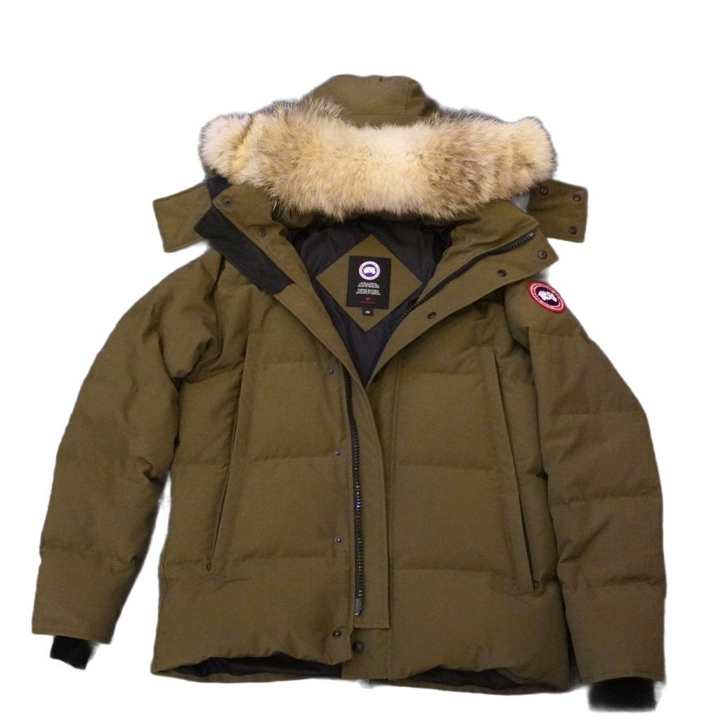 Canada Goose Wyndham Heritage Military Green Parka Maat M, Bburago, Zo goed als nieuw, https://www.bburago.com/contact-us/, 12/F, No. 9, Des Voeux Road West, Sheung Wan, Hong Kong