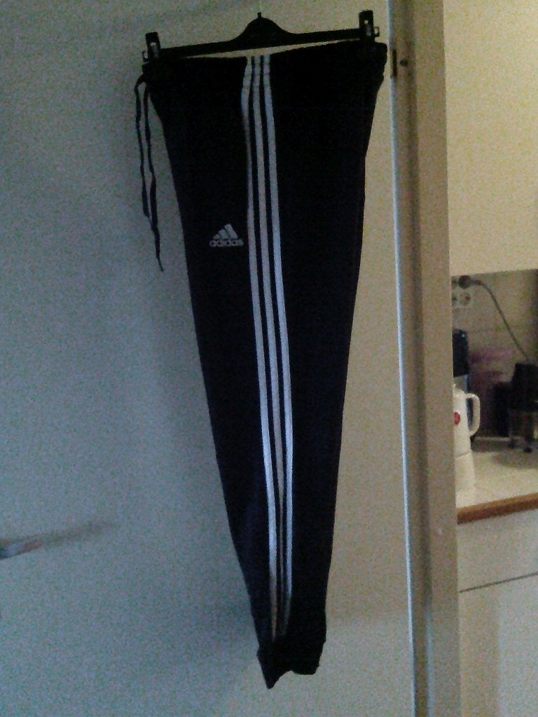 sportbroek ADIDAS jogging zwart wit 42 -GRATIS zend, Verzenden, Zwart, Maat 42/44 (L), Fitness of Aerobics