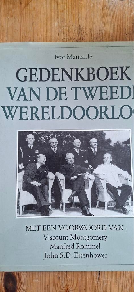 Gedenkboek van de Tweede Wereldoorlog - Ivor Mantanle, Boeken, Oorlog en Militair, Zo goed als nieuw, Algemeen, Tweede Wereldoorlog