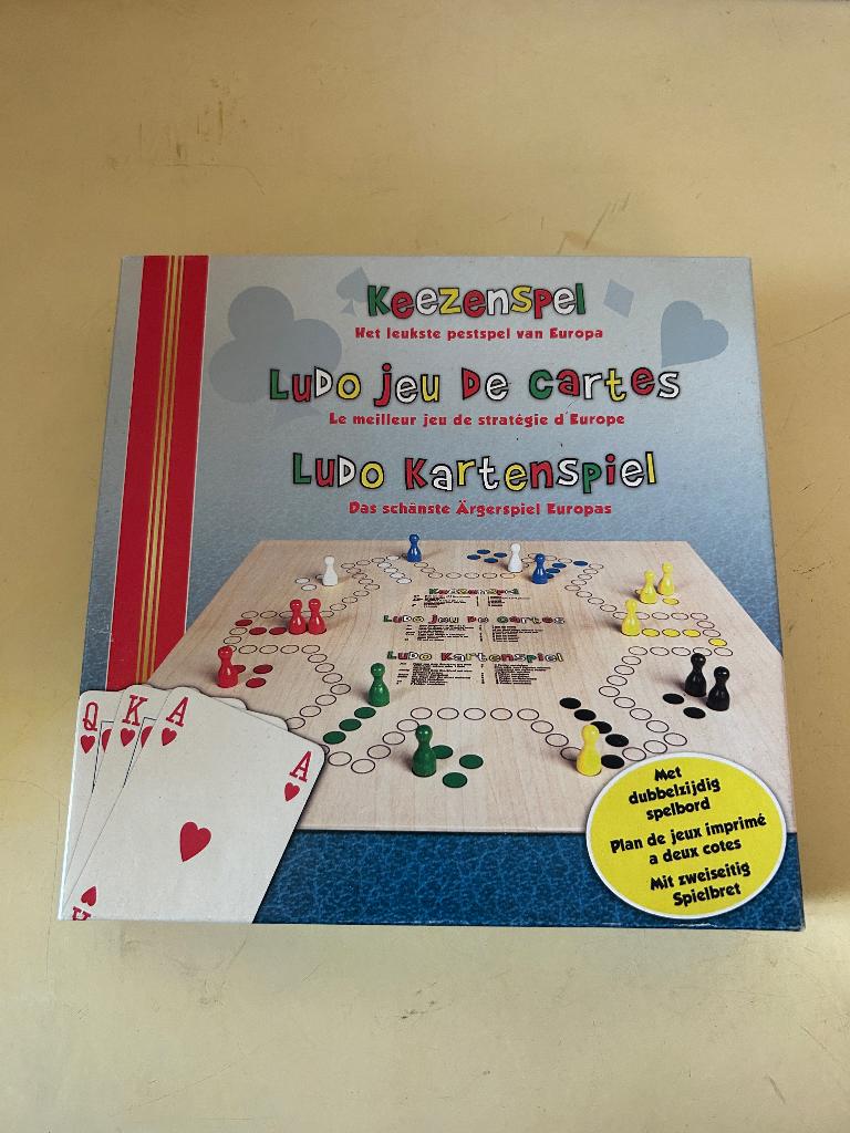 Keezenspel, Hobby en Vrije tijd, Gezelschapsspellen | Bordspellen, Nieuw, Een of twee spelers, Drie of vier spelers, Ophalen of Verzenden