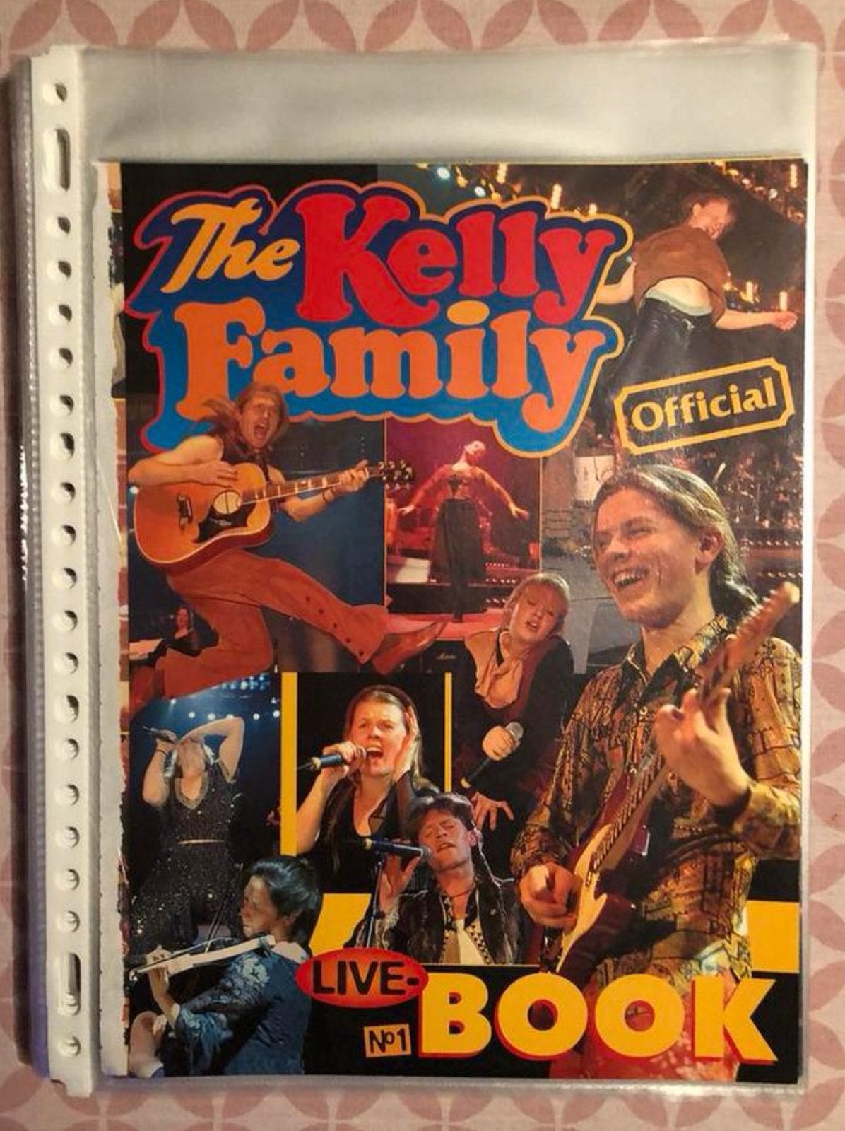 Fotoboeken deel 1+2 van The Kelly Family., Ophalen of Verzenden, Zo goed als nieuw, Boek, Tijdschrift of Artikel