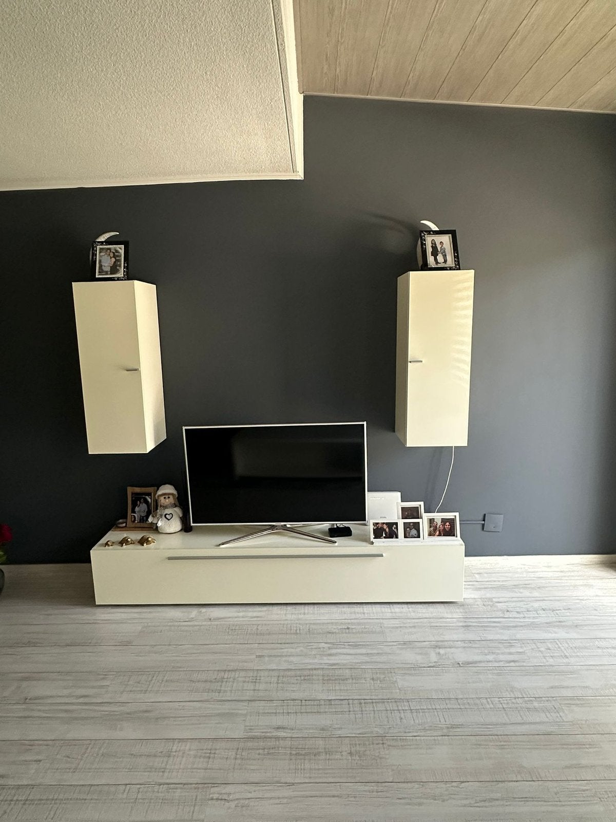 TV-kasten, Ophalen, Gebruikt, 25 tot 50 cm, Minder dan 100 cm