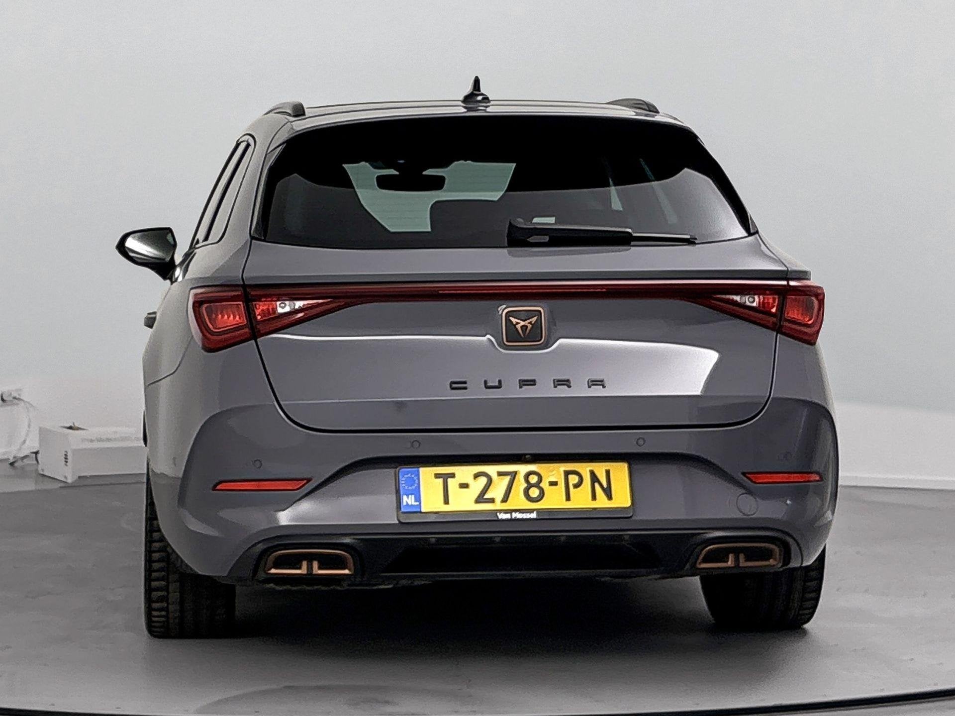 CUPRA Leon Sportstourer 1.4 e-Hybrid VZ Adrenaline | 86,5% S, Auto's, 12 maanden, Stof, Gebruikt, 4 cilinders