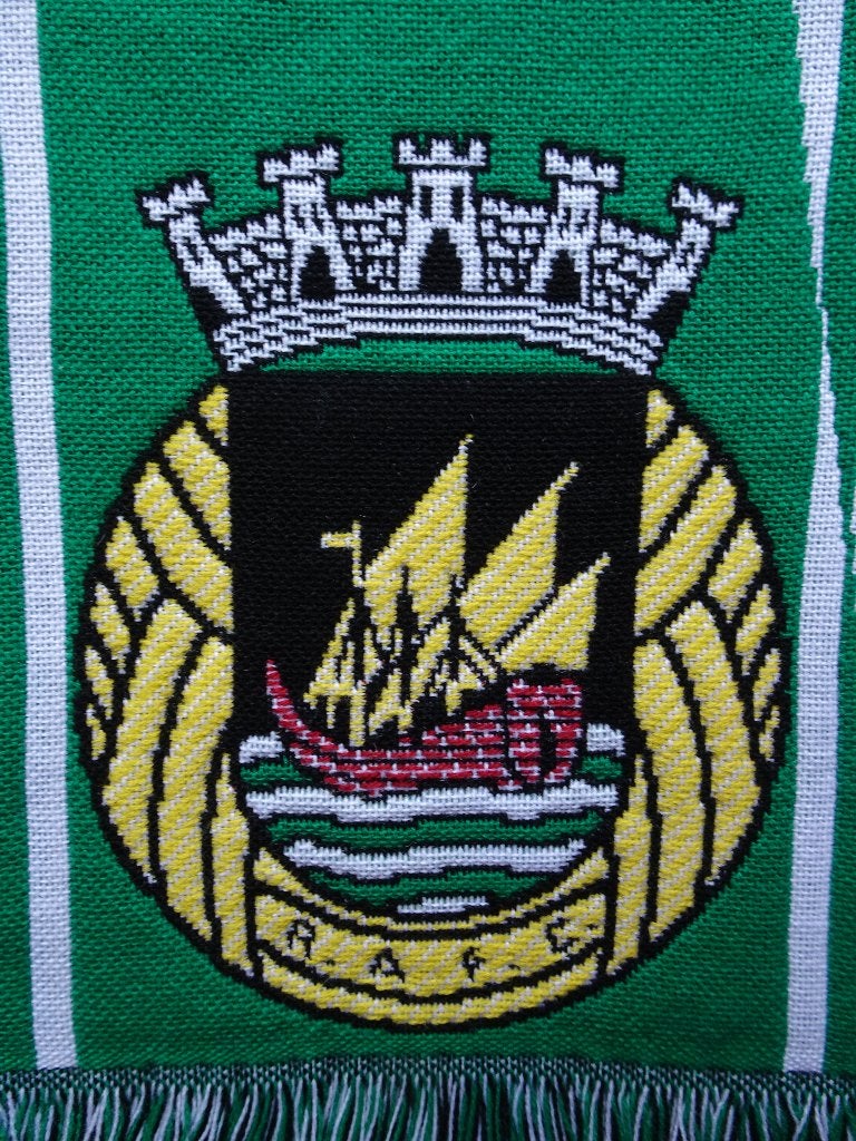 sjaal Rio Ave FC, Verzamelen, Ophalen of Verzenden, Nieuw, Buitenlandse clubs, Vaantje of Sjaal