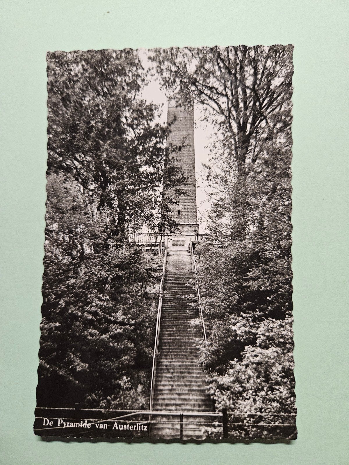 101) de Pyramide van Austerlitz, Verzamelen, Ophalen of Verzenden, Gelopen, Utrecht