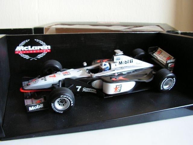 Minichamps McLaren Mercedes MP4-13 D. Coulthard schaal 1:18, Ophalen of Verzenden, Nieuw, Auto, MiniChamps