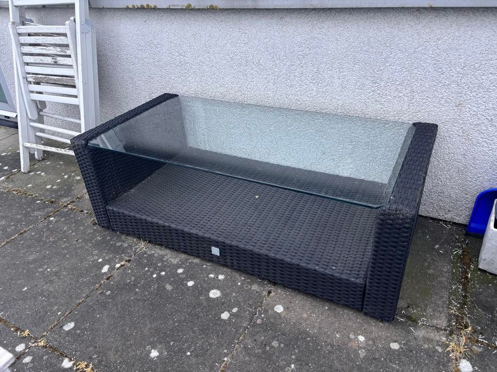 P&R Design Wicker tuin/ balkom tafel met Glazen Top, Ophalen, Bijzettafel, Zo goed als nieuw, Wicker