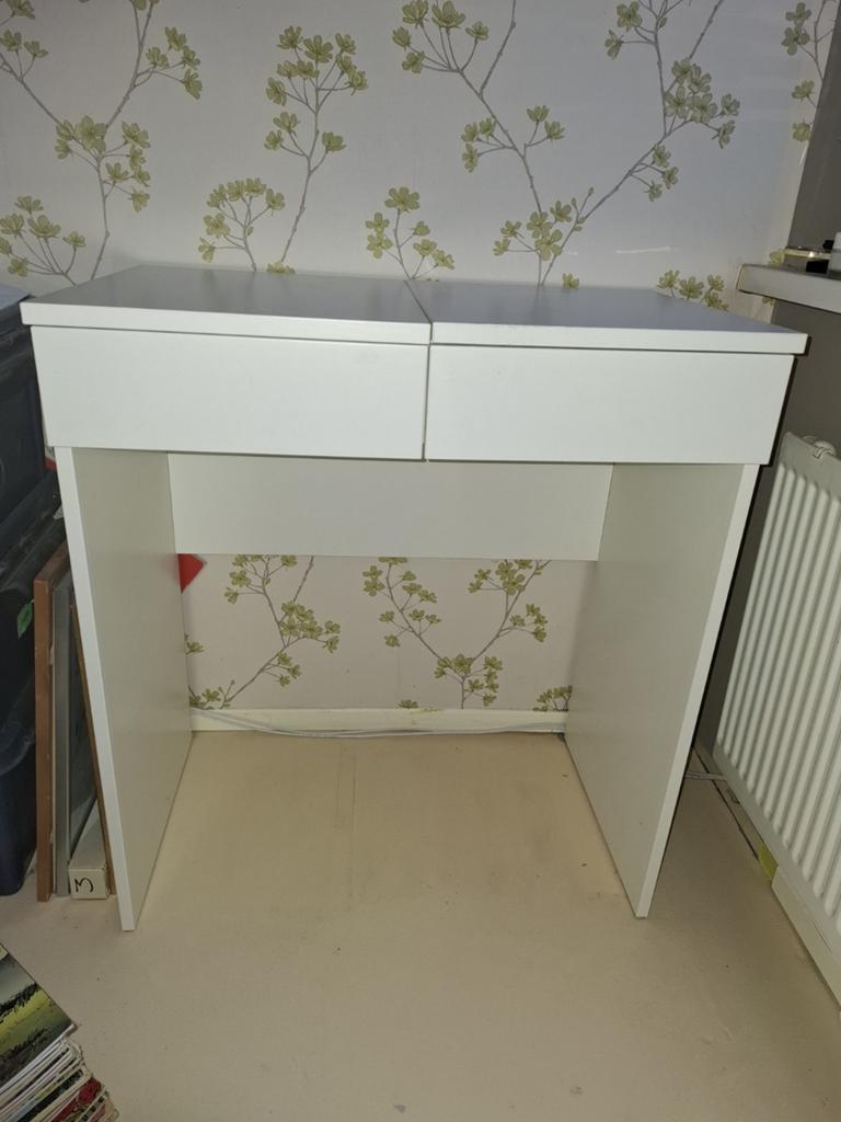 Brimnes IKEA Witte kaptafel met spiegel en lades, Ophalen, Gebruikt, 100 tot 150 cm, 50 tot 100 cm