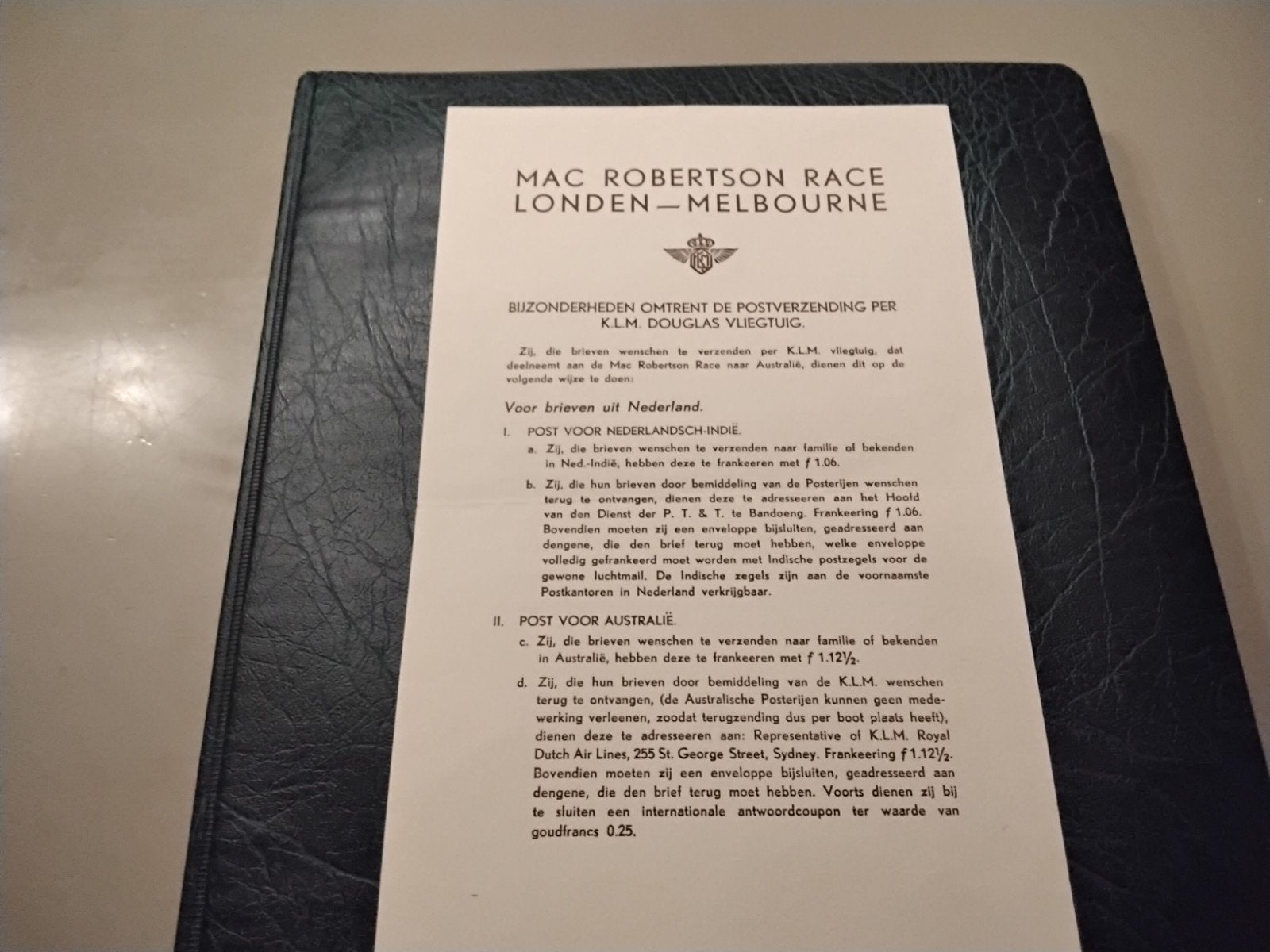 KLM UIVER Mac Robertson Race 1934 Documentatie, Verzamelen, Verzenden, Zo goed als nieuw