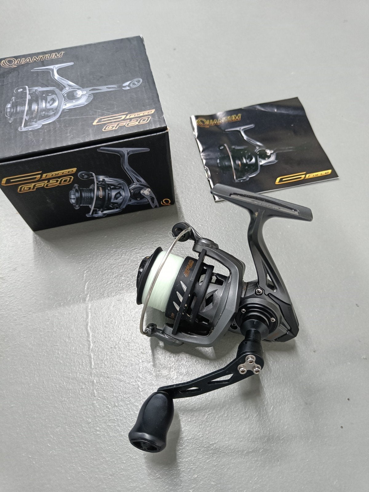 NIEUWE Quantum (Zebco) spinmolen G-Force GF20 6bb met nylon, Ophalen of Verzenden, Nieuw, Molen