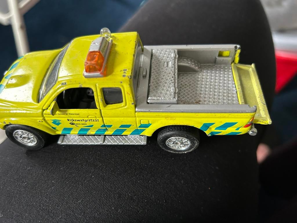 Klein ijzer autotje prijs 3 euro, Ophalen of Verzenden, Zo goed als nieuw, Overige merken