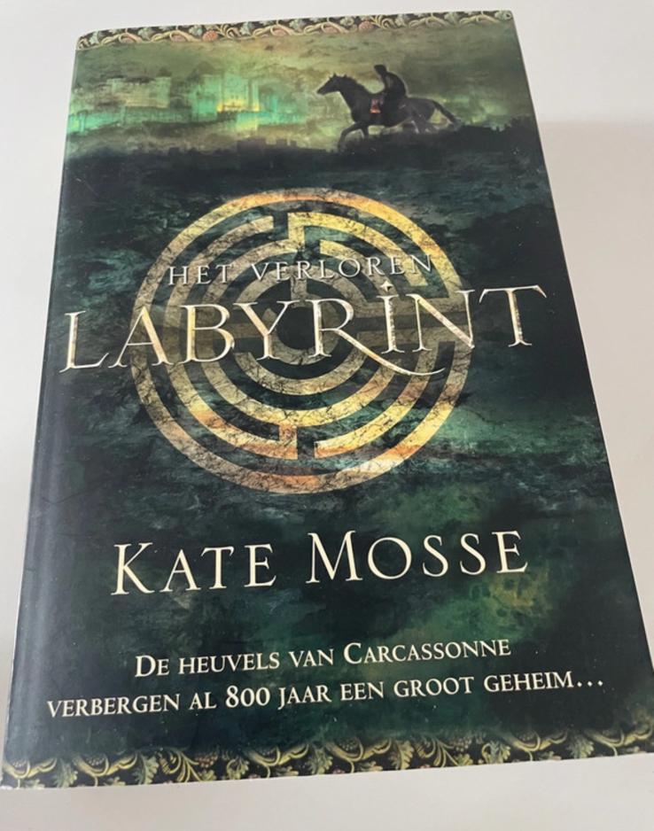 Kate moss - het verloren labyrint, Boeken, Fantasy, Gelezen, Ophalen of Verzenden
