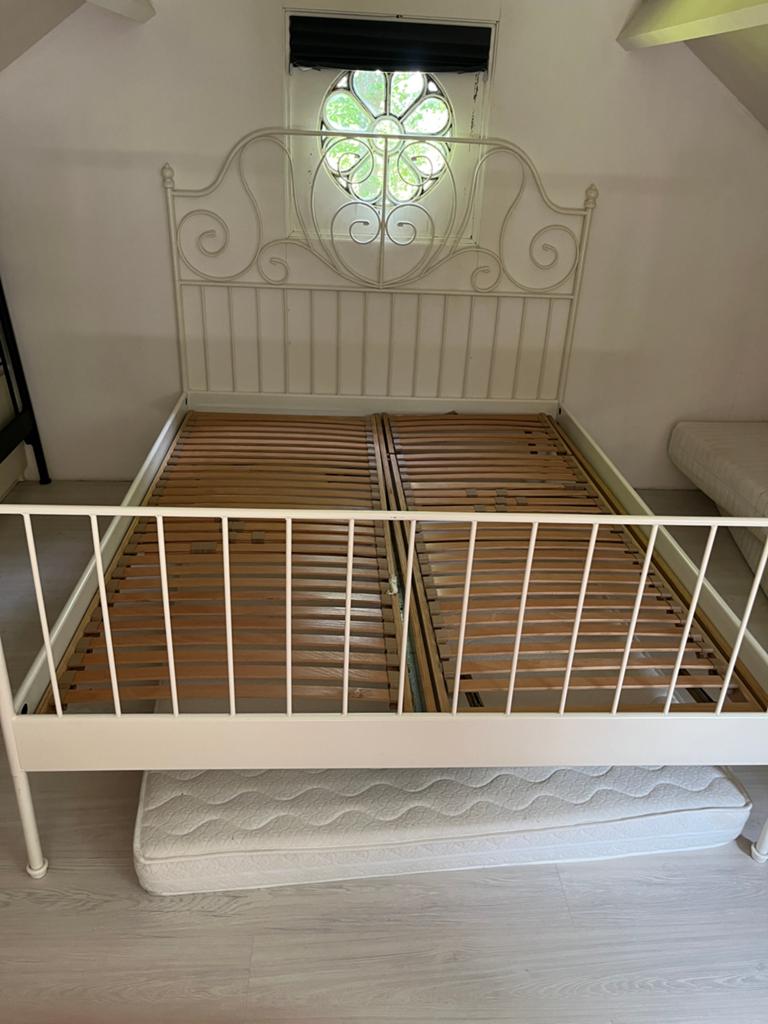 Tweepersoonsbed wit metaal met lattenbodems 160x200, Gebruikt, Wit, Tweepersoons, Ophalen of Verzenden