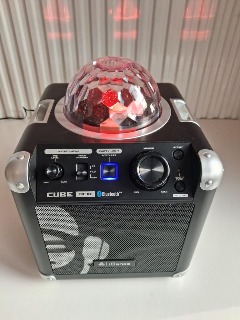 iDance Cube BC10 Bluetooth Speaker met Discolamp, Ophalen of Verzenden, Zo goed als nieuw, Luidspreker(s)