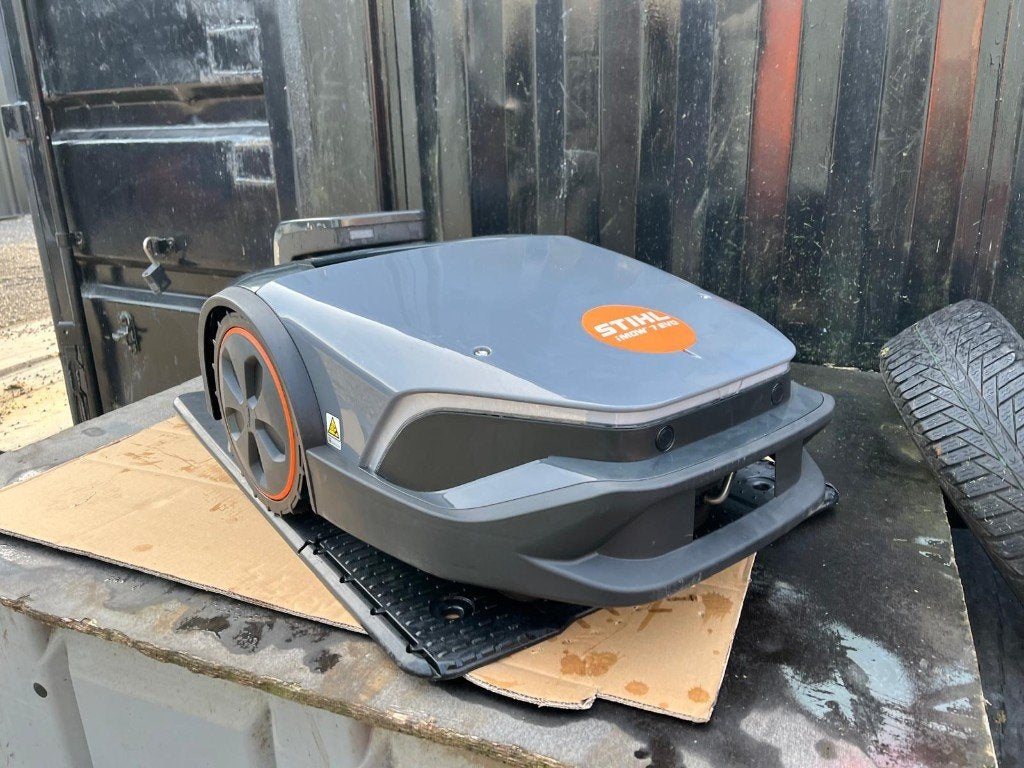 Demo STIHL iMOW 7 EVO  - bedrade robotmaaier - 5000m2, Ophalen, Spangahoekweg 67, Stihl, Stihl