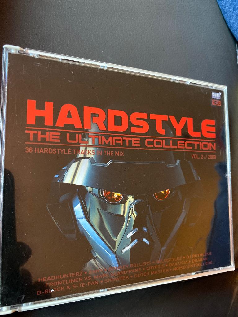Hardstyle : The Ultimate Collection Vol . 2 ( 2 cd box ), Cd's en Dvd's, Ophalen of Verzenden, Zo goed als nieuw, Disco
