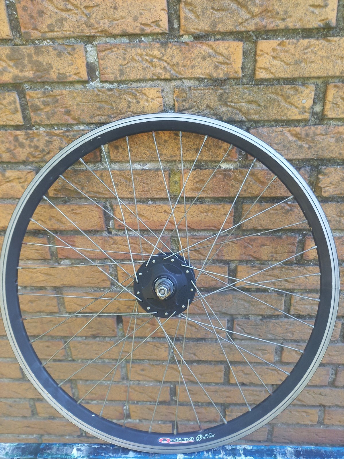 Voorwiel 24 inch met Naafdynamo Batavus Snake, Ophalen of Verzenden, Kinderfiets