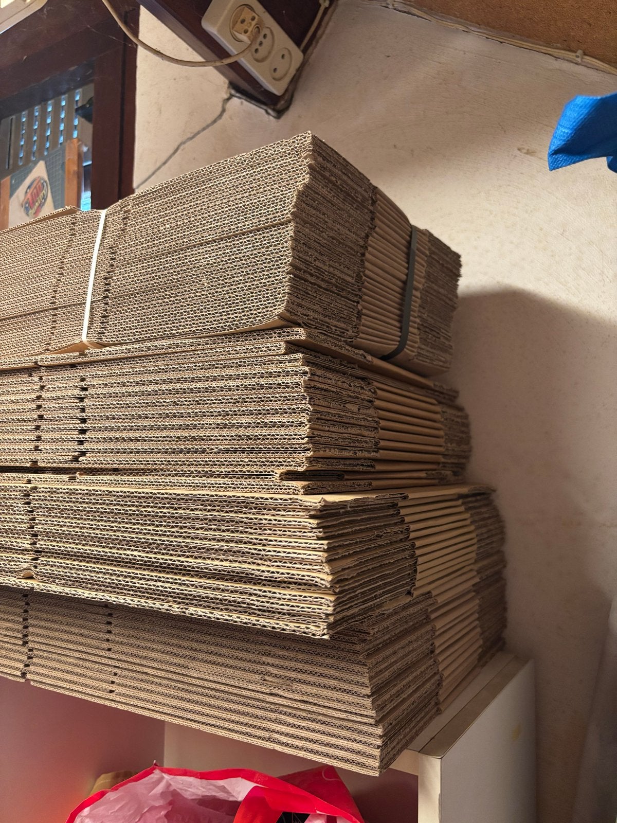 Diverse formaten kartonnen dozen - ca. 90 stuks, Ophalen, Opvouwbaar, Minder dan 35 cm, Minder dan 50 cm