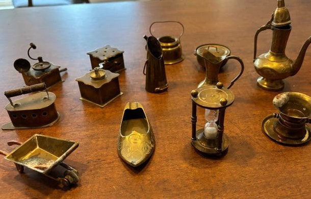 Verzameling van 12 Miniatuur Messing Decoratieve Items, Ophalen of Verzenden