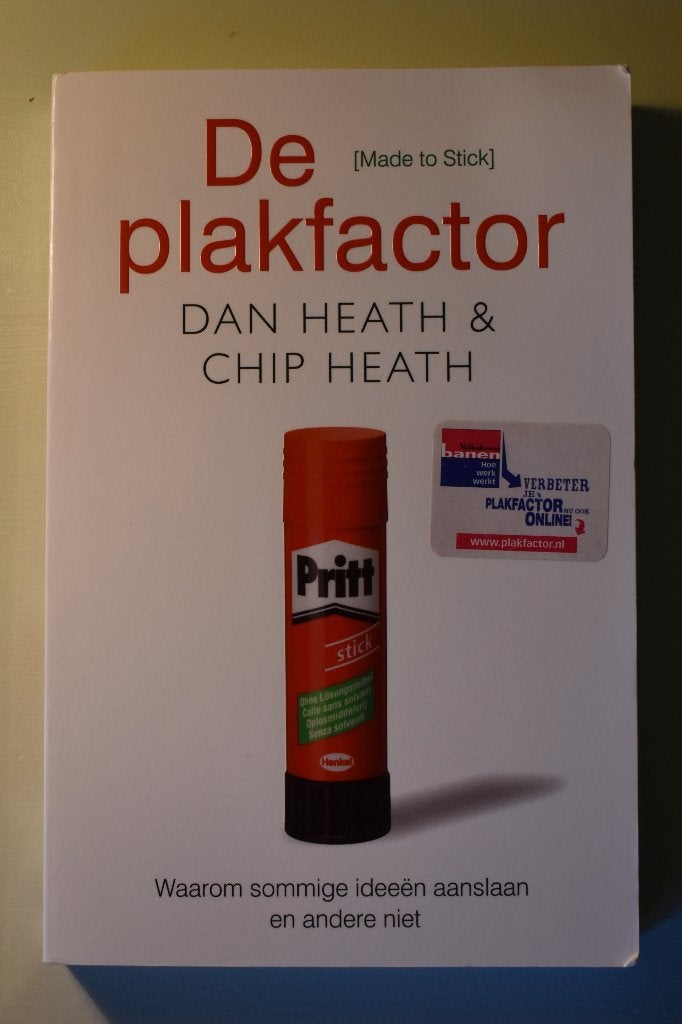 De plakfactor - Dan Heath & Chip Heath - 3e druk, Ophalen of Verzenden, Dan Heath, Management, Zo goed als nieuw