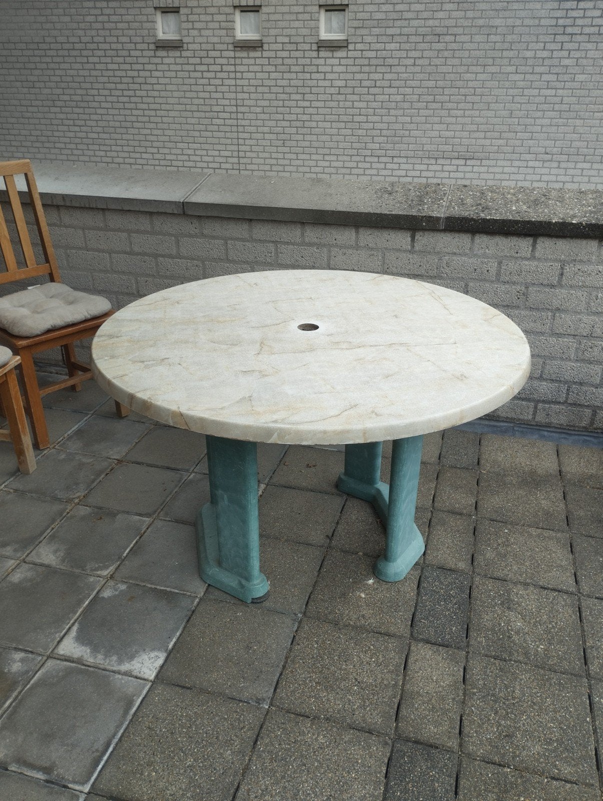 Ronde tuintafel, Tuin en Terras, Ophalen, Gebruikt, Rond, Kunststof