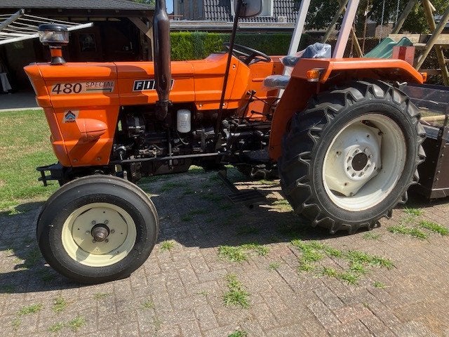 Jong timer tractor FIAT 480 S, Zakelijke goederen, Gebruikt, Tot 2500, Tot 80 Pk, Ophalen