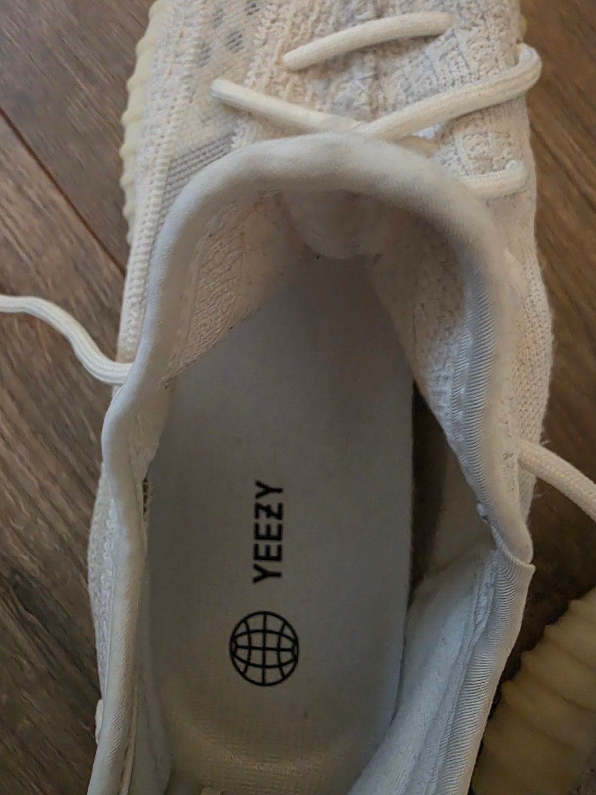 Yeezys maat 46, Kinderen en Baby's, Ophalen of Verzenden, Zo goed als nieuw, Jongetje of Meisje, Muts